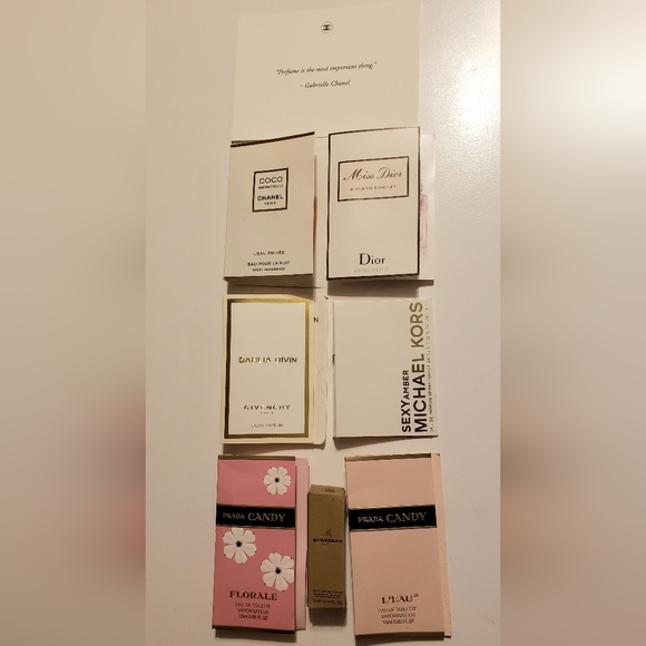 CHANEL Other - 🆕️ 7pc Fragrance Sampler Parfum & Toilette